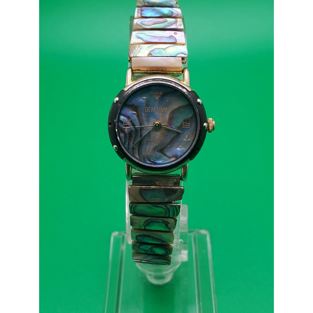 Womens Watch - Picture 2 of 12
